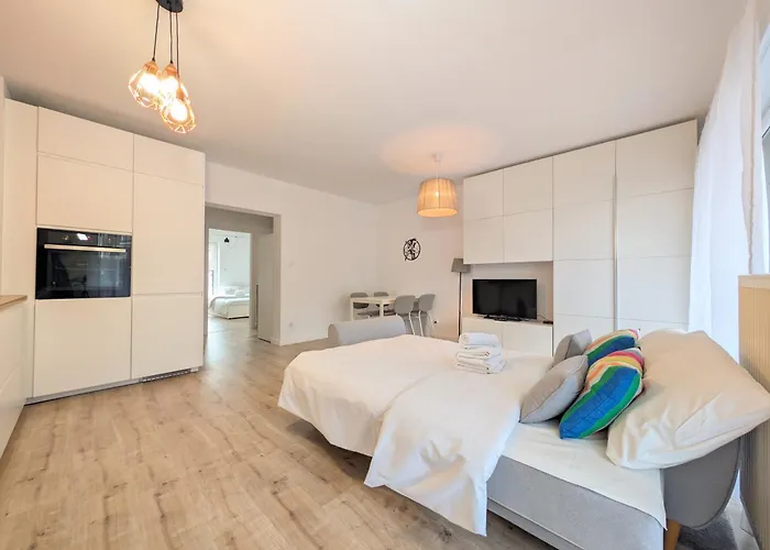 Jesionowa Spacious By Bookinghost * Wrocław