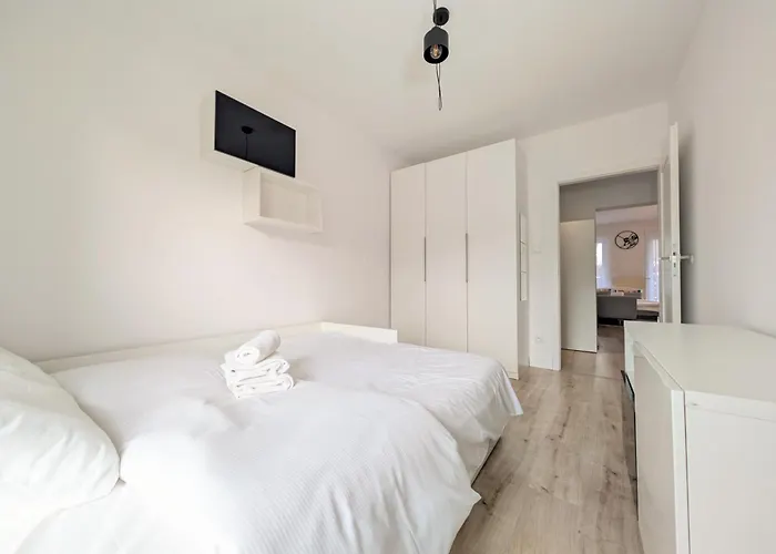 Jesionowa Spacious By Bookinghost Apartment